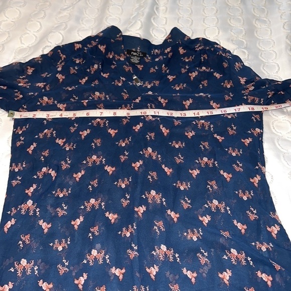 Rue 21 tunic nwt Medium - Picture 4 of 5